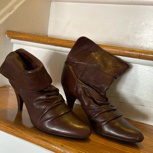 Ladies shoes